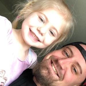 Meet your Posher, Corie